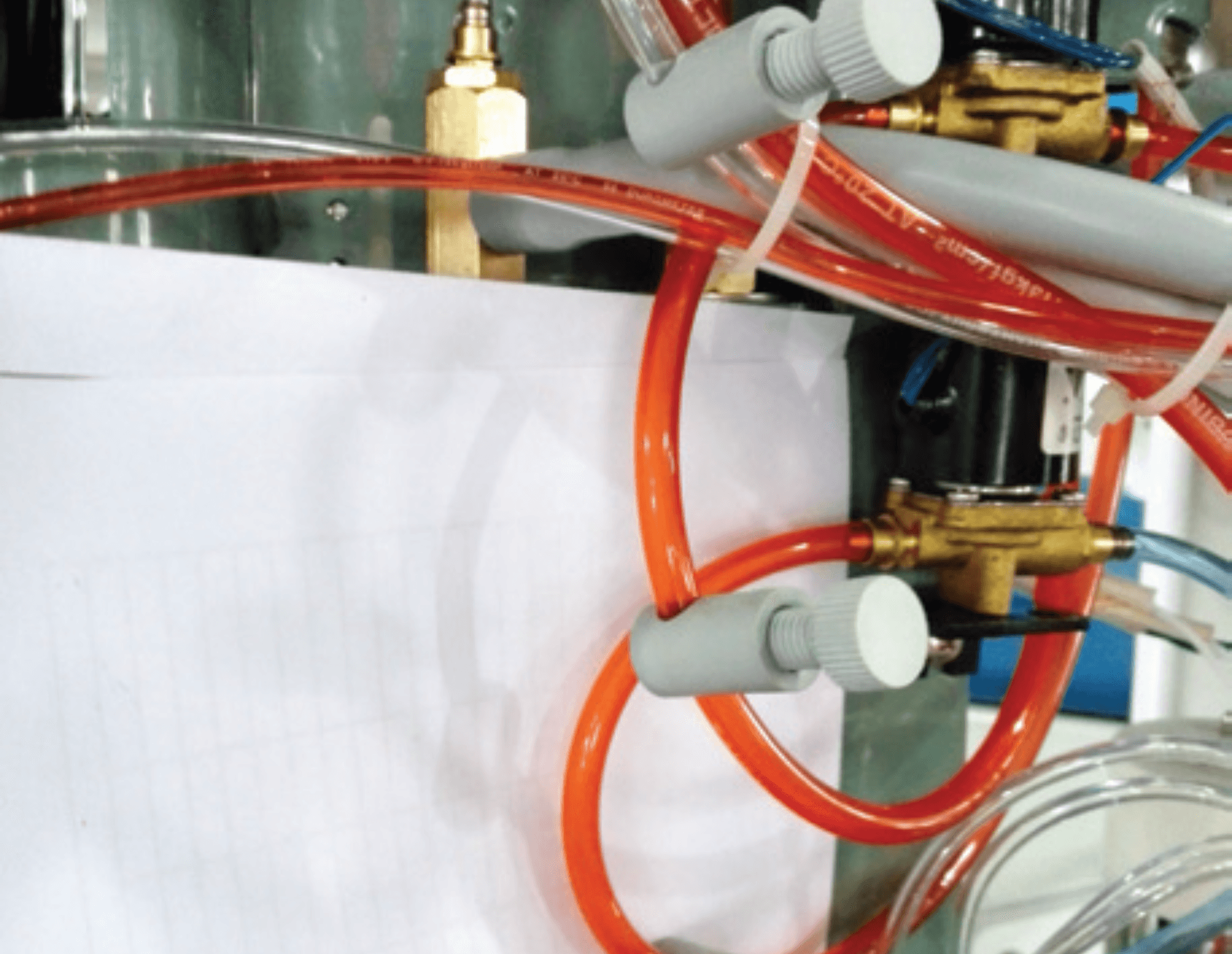 WATER FLOW CONTROLLER